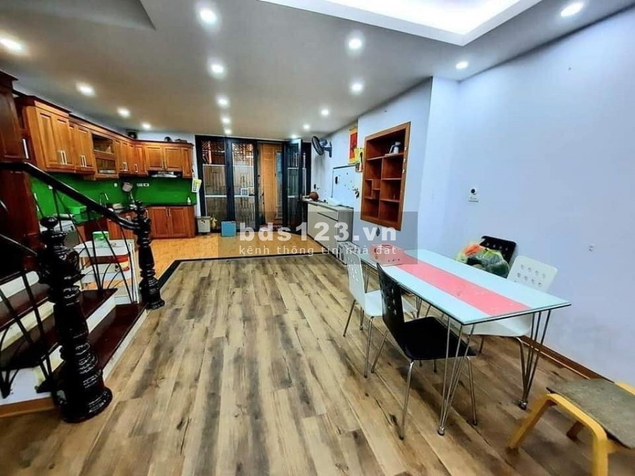 Bán nhà Ngọc Hồi, Khu phố văn minh, dt 45m2, 4 tầng, giá 3.6 tỷ LH: 098.724.0775.