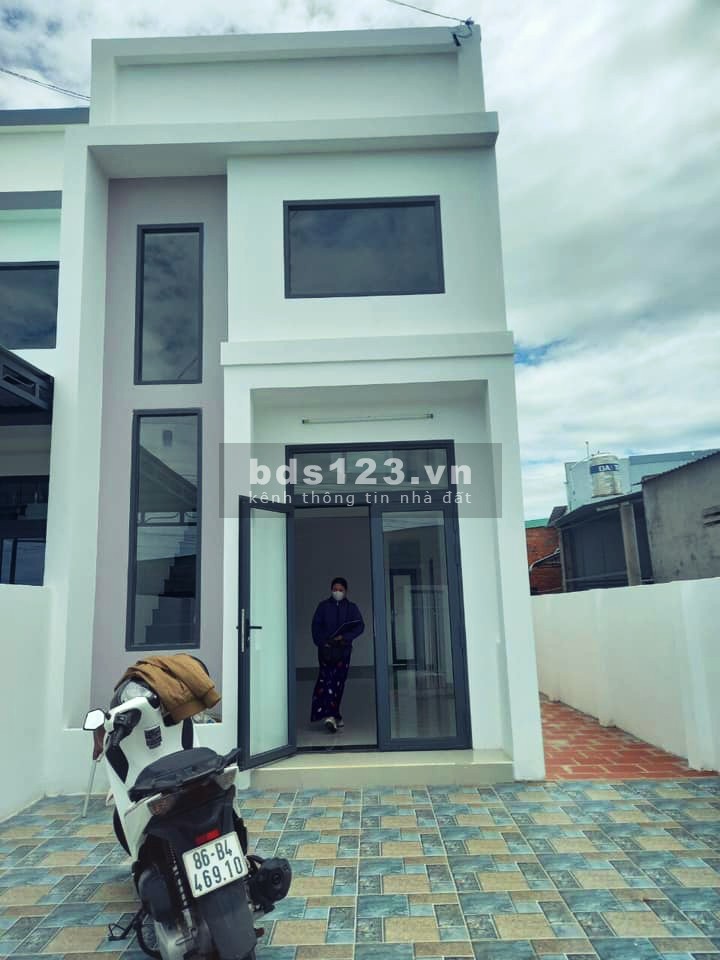 Nhà 1 trệt 1 lầu giá tốt, Hàm Liêm, Hàm Thuận Bắc, Bình Thuận