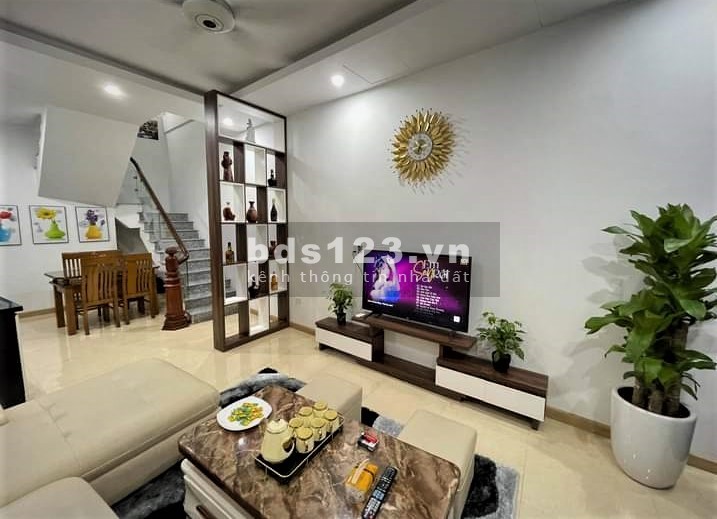 Cần bán nhà ô tô đỗ cửa Lê Trọng Tấn, Hoàng Văn Thái, dt 60mx4t, 4 ngủ rộng, giá 6 tỷ 75