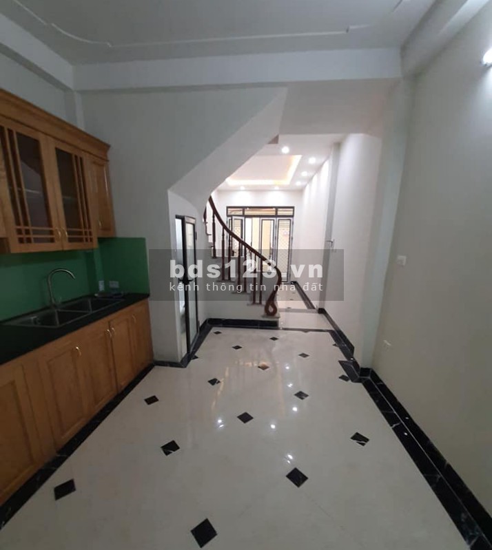Cần bán ngõ rộng, 4 tầng đúc bê tông, gần khu đô thị trường hóc, chợ, giá 2.45 tỷ