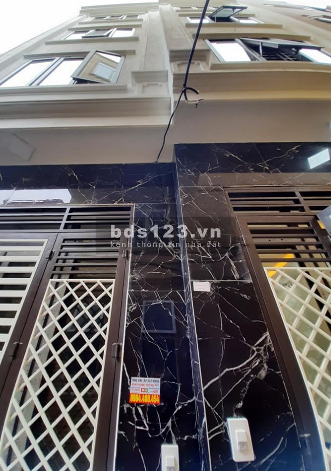 Cần bán ngõ rộng, 4 tầng đúc bê tông, gần khu đô thị trường hóc, chợ, giá 2.45 tỷ