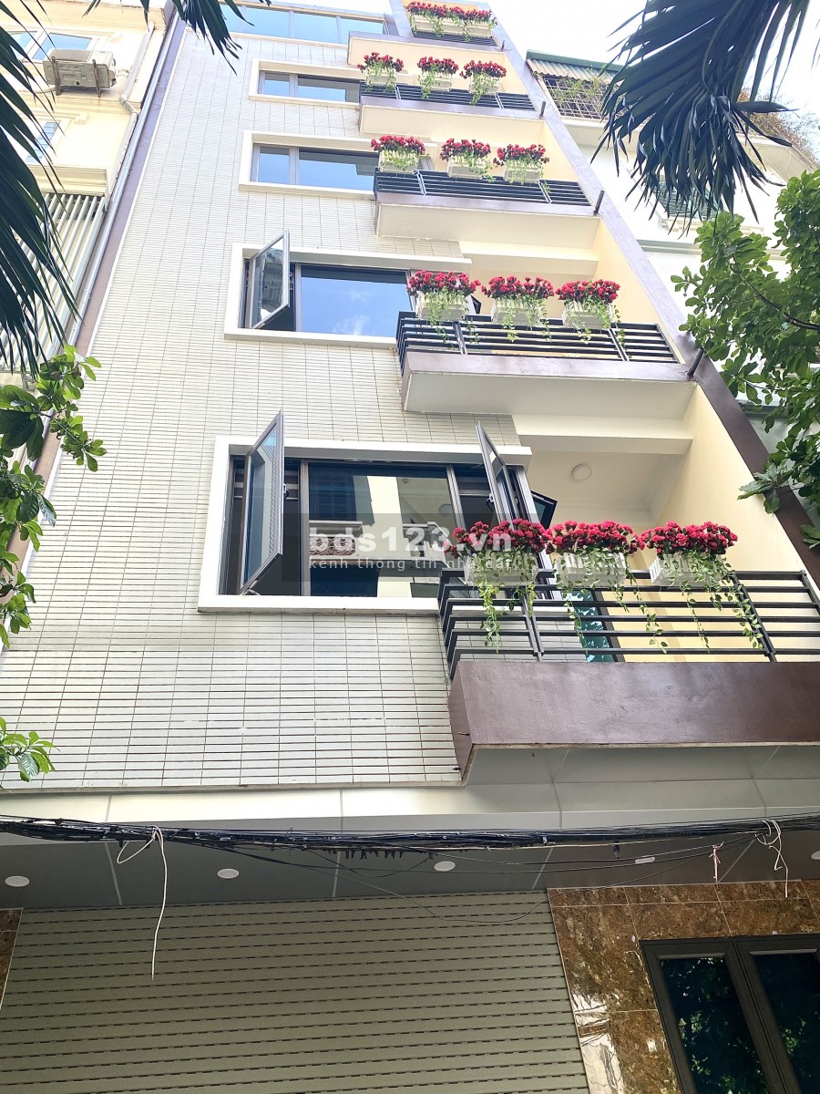 Cho thuê nhà mặt phố, phù hợp kinh doanh, văn phòng tại Đặng Thùy Trâm, lhcc
