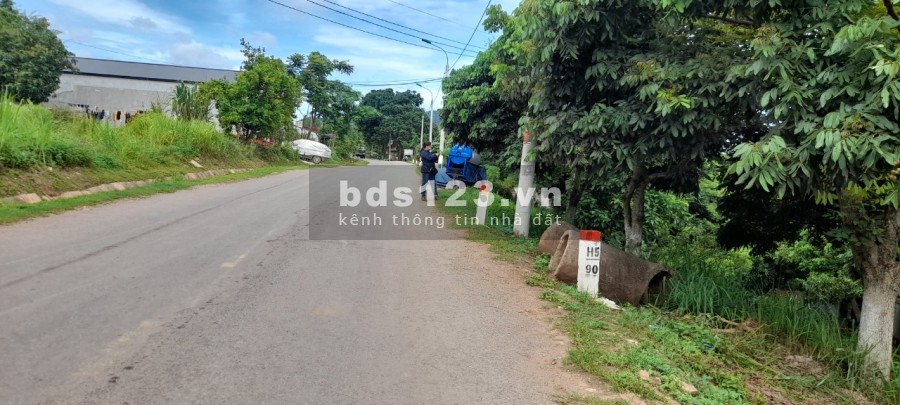Mặt đường Quốc Lộ 43, Mường Sang, Mộc Châu, Sơn La giá hợp lí chính chủ
