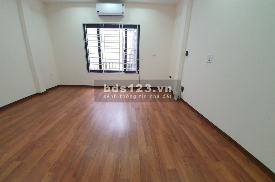 Bán nhà mới ngõ Mai Hương gần phố cách oto 30m 41m, 5 tầng giá 3.75 tỷ