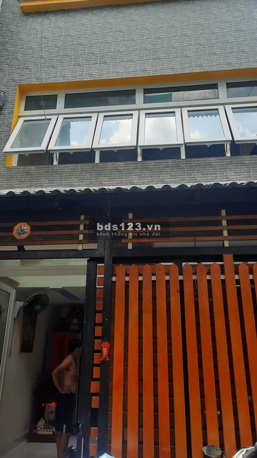 Nhà bán Tân Bình diện tích 35m2, 5 tầng, nội thất hiện đại, giá bán 5.2 tỷ, lhcc