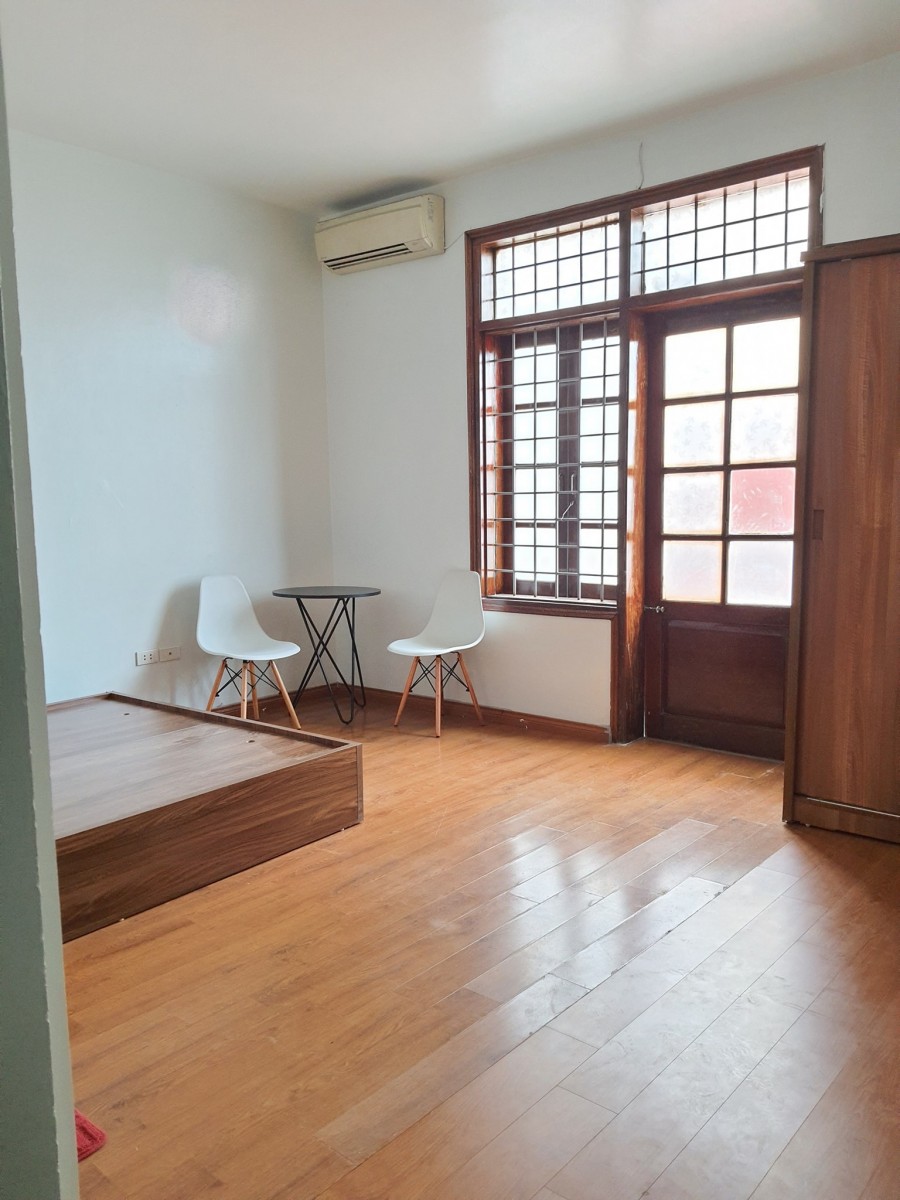 Nhà 8 tầng, phố Phạm Văn Đồng- CG, 42m2, Ô tô. Kinh doanh. Giá 8 tỷ6