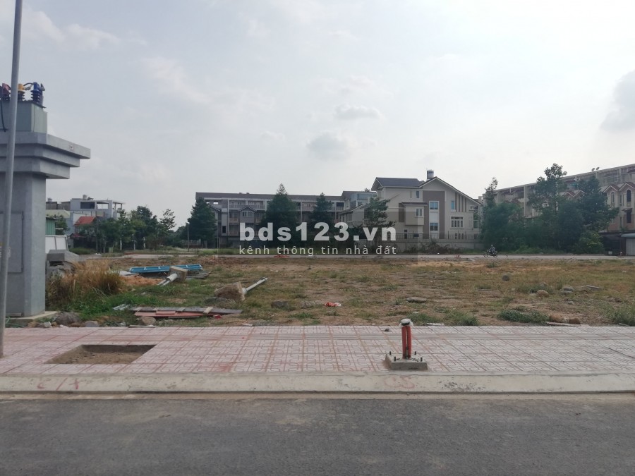 BĐ Paradise Riverside, đối diện sân golf Long Thành, gần dự án Aqua City, Long Hưng, LH 0937678269 .