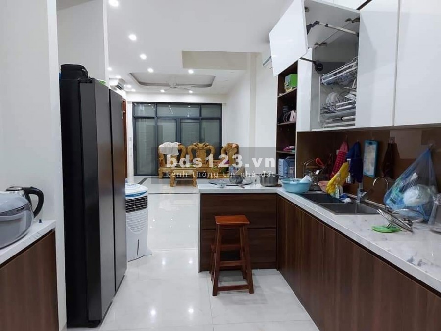 Võng Thị, biệt thự sân vườn. An ninh rất tốt diện tích 110m, mt 5.5m giá 14.5 tỷ