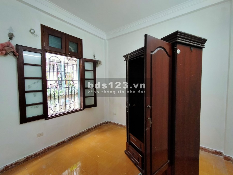 Bán nhà lô góc 2 thoáng ,ô tô, Vũ Trọng Phụng, Quận Thanh Xuân, dt 42m2, 4 tầng, giá 4.25 tỷ
