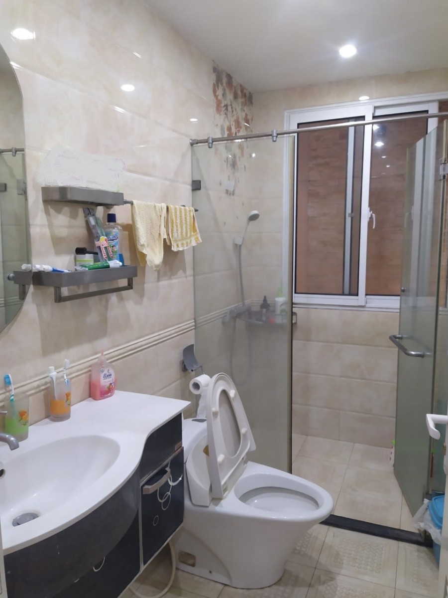 Nhà 8 tầng, phố Phạm Văn Đồng- CG, 42m2, Ô tô. Kinh doanh. Giá 8 tỷ6