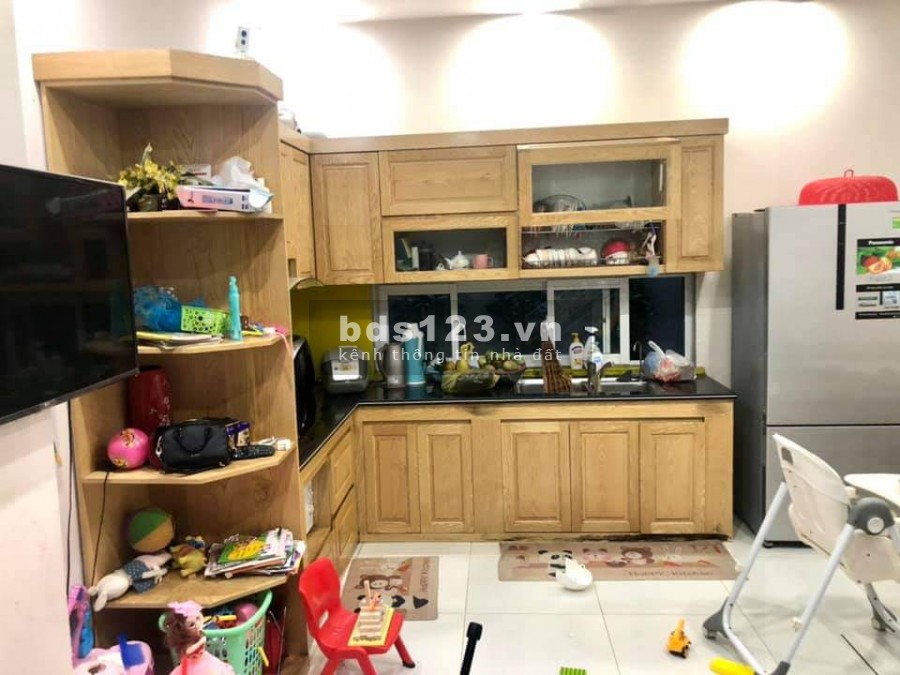 Bán gấp ngay trong tháng nhà kinh doanh Mỹ Đình, Nam Từ Liêm, dt 53m2, 4 tầng, mt 4.1m, giá chỉ 4.6 tỷ