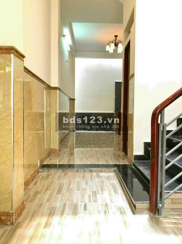 Nhà mặt tiền Phạm Văn Bạch. Đường rộng. Tiện kinh doanh giá bán nhanh 12,9 tỷ