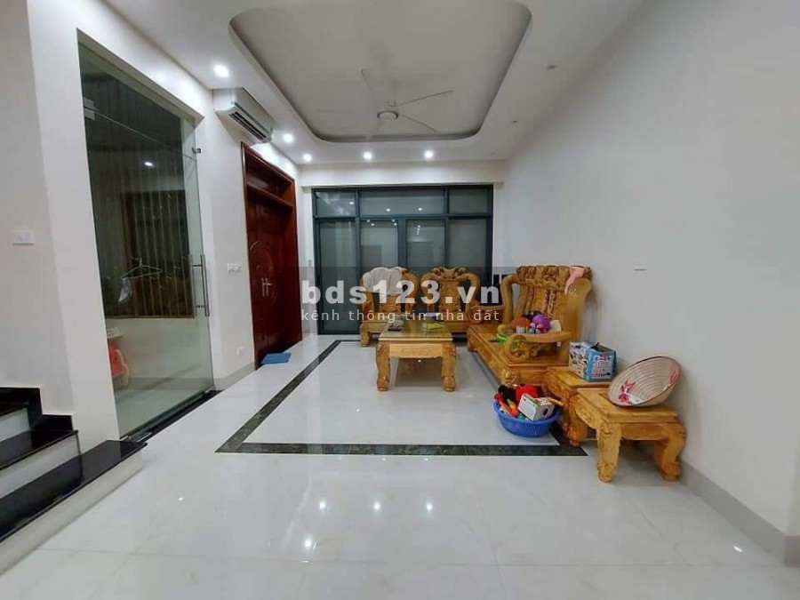 Võng Thị, biệt thự sân vườn. An ninh rất tốt diện tích 110m, mt 5.5m giá 14.5 tỷ