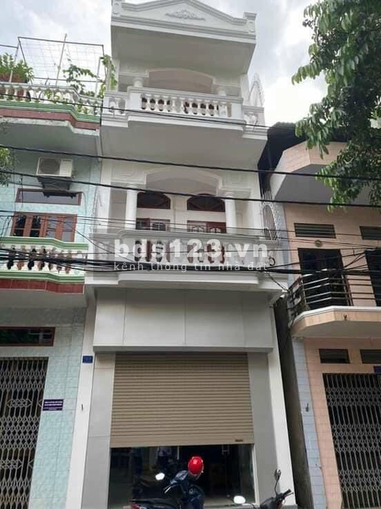 Nhà mặt phố Quang Trung Tp Hải Dương, giá bán 2.9 tỷ, sổ đỏ chính chủ.