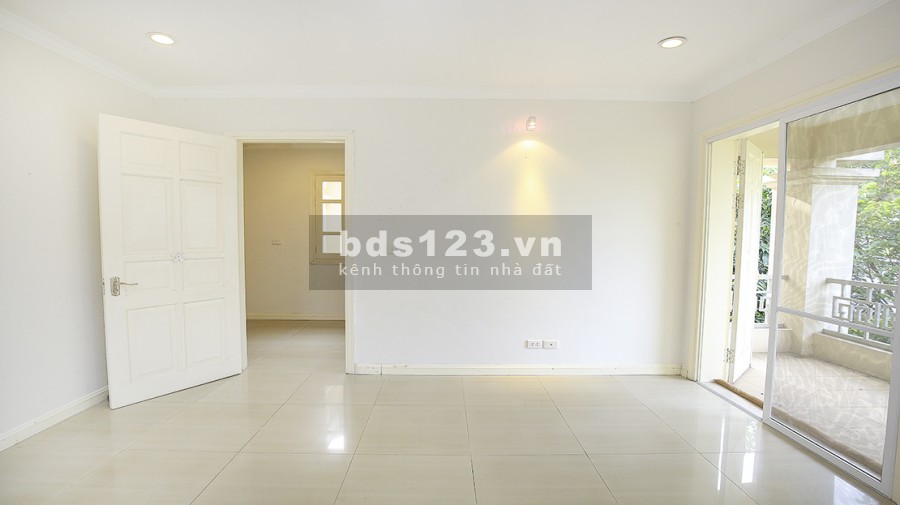 Bán nhanh biệt thự Ciputra căn góc 219m2, 3.5 tầng đồ cơ bản giá tốt - 0974606535.