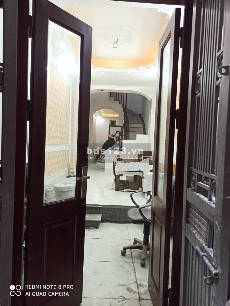Nhà Đẹp phân lô 47m2 ở luôn, cách đường oto 70m, ngõ rộng 2.5m, phố Bùi Xương Trạch