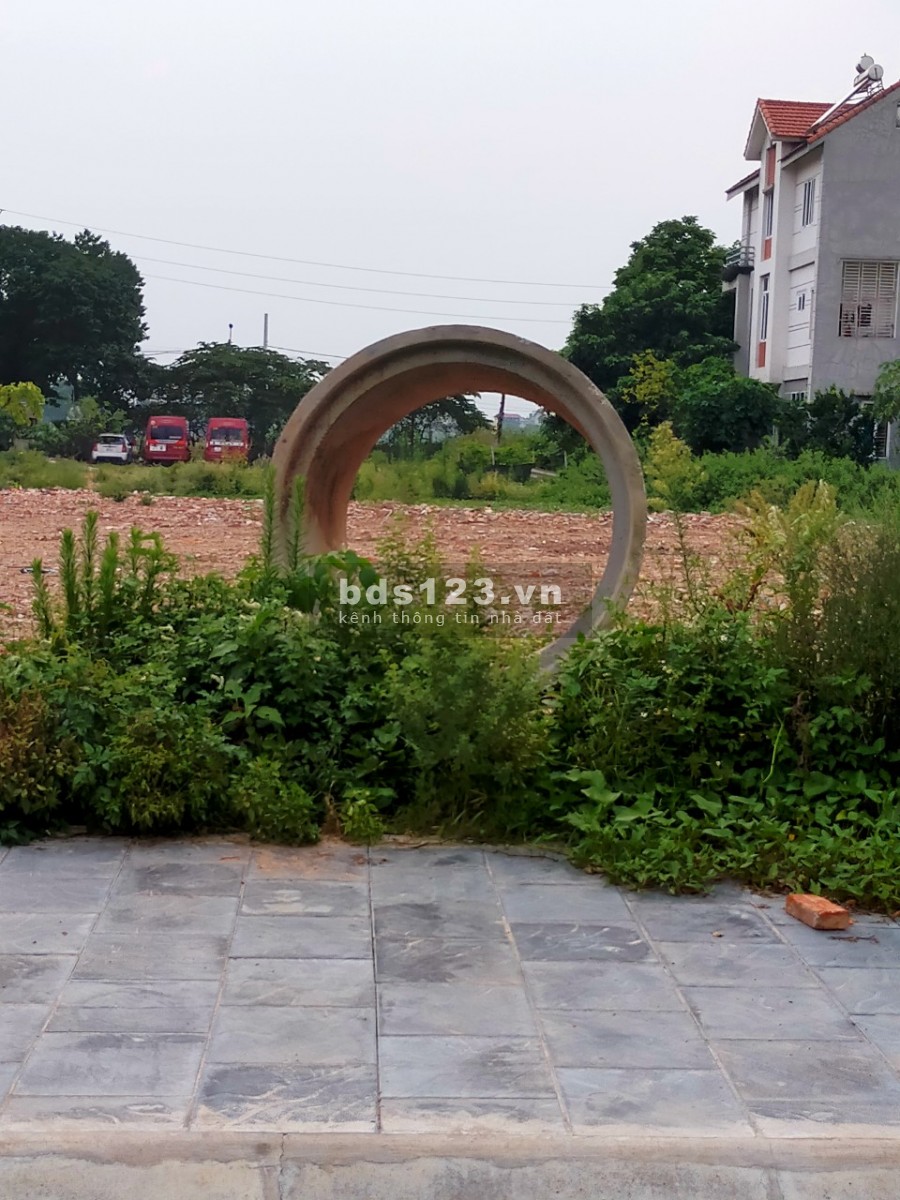 Bán đất chính chủ phân lô biệt thự, khu đô thị Việt Hưng, dt 338m2, giá bán 22 tỷ
