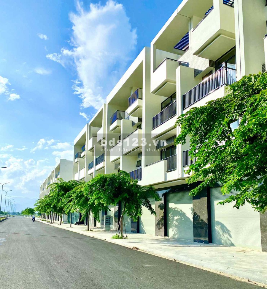 Bán nhà phố phường Phước Long, Nha Trang, gần sông Quáng Trường, biển Trần Phú