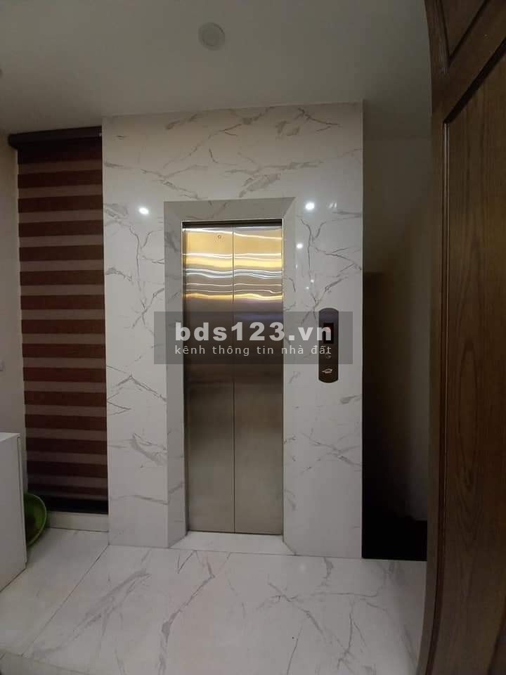 Bán nhà 6 tầng đường Nguyễn Hoàng, Quận Cầu Giấy, giá 5.9 tỷ, lh 0902556333