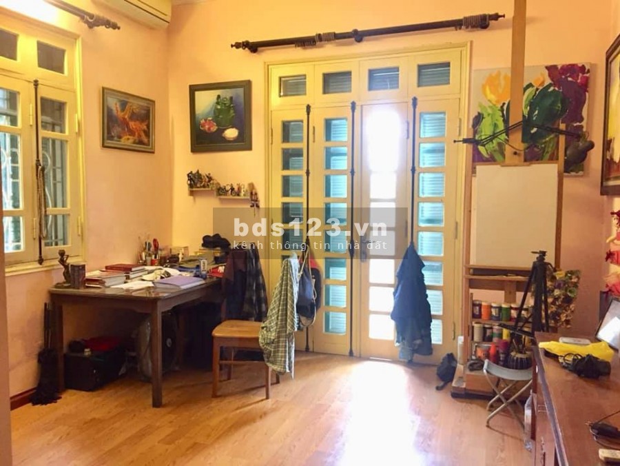 Bán nhà Hồ Tùng Mậu dt 70m2, căn góc MT 5m, ô tô vào nhà, giá 4 tỷ
