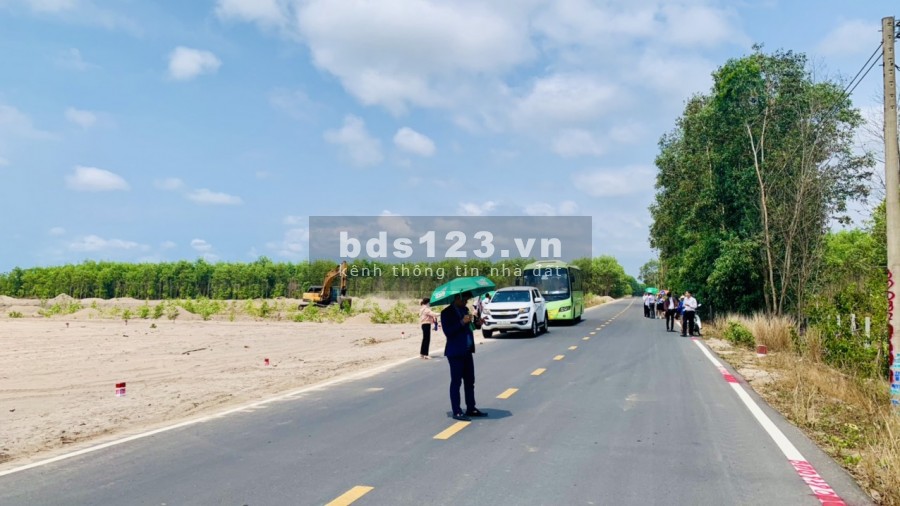 Đất mặt tiền đường ven biển Hồ tràm, Cách trung tâm Lộc An 3km BRVT