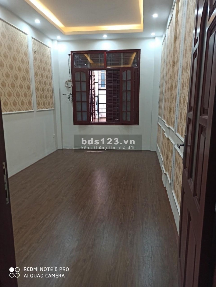 Nhà Đẹp phân lô 47m2 ở luôn, cách đường oto 70m, ngõ rộng 2.5m, phố Bùi Xương Trạch