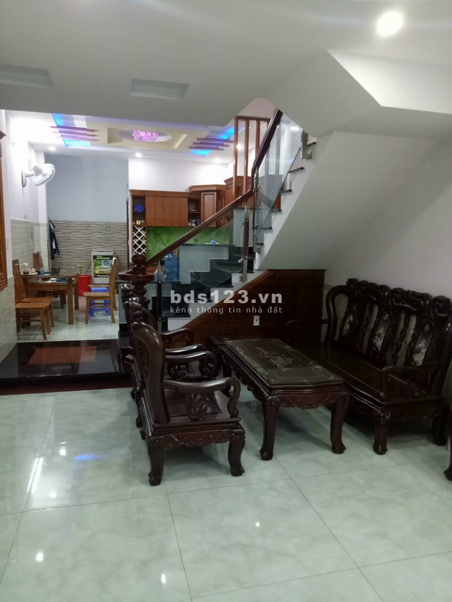 Bán gấp nhà 1 trệt,1 lửng 3 lầu Phạm Văn Chiêu, hẻm 5m ô tô, 4.1m x 16m, giá 6.5 tỷ
