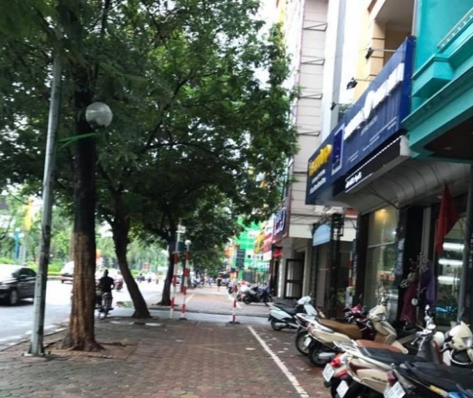 Tìm Gấp Nhà Đầu Tư Cho 950m2, C4, Mặt tiền 26m Mặt Phố Hoàng Quốc Việt, Giá Bán 315 Tỷ
