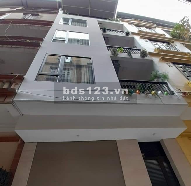 Tặng quá khủng khi sở hữu nhà Hoàng Quốc Việt, diện tích 36m2, 5 tầng, mặt tiền 5,2m vào ở luôn
