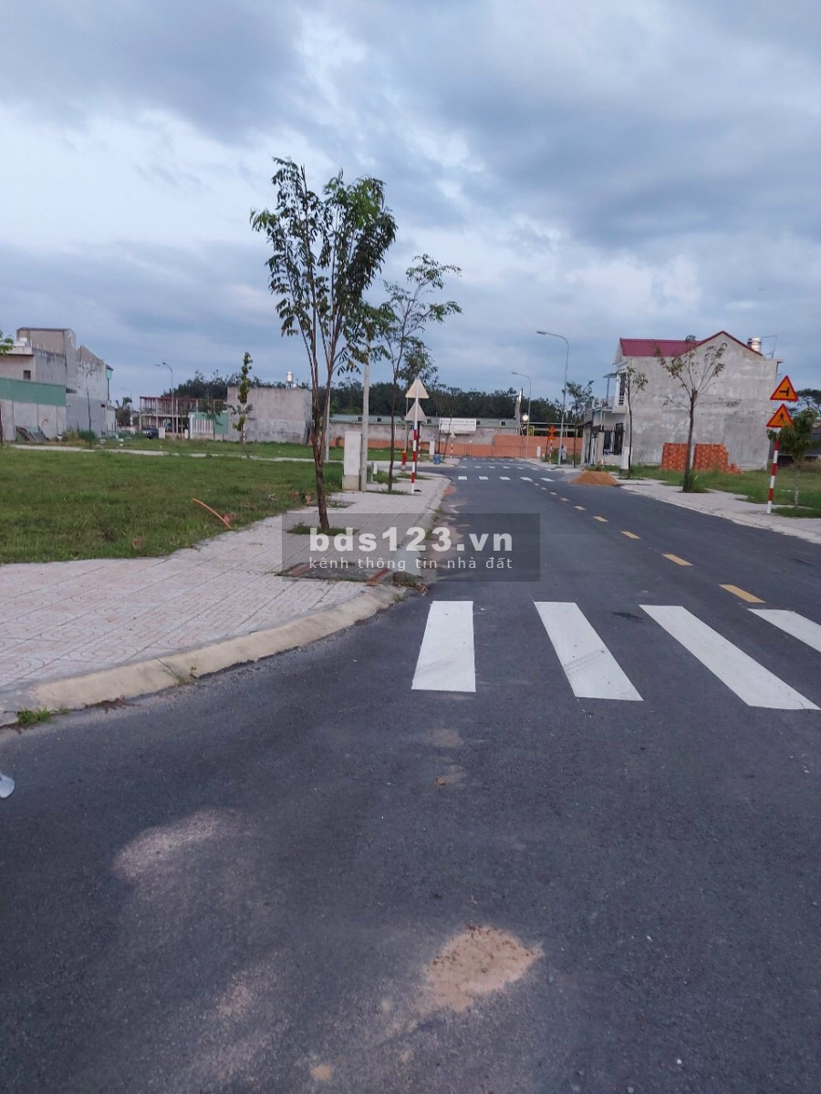 Kẹt tiền cần đẩy nhanh lô đất đẹp mặt tiền Quốc Lộ l13, Bàu Bàng Bình Dương