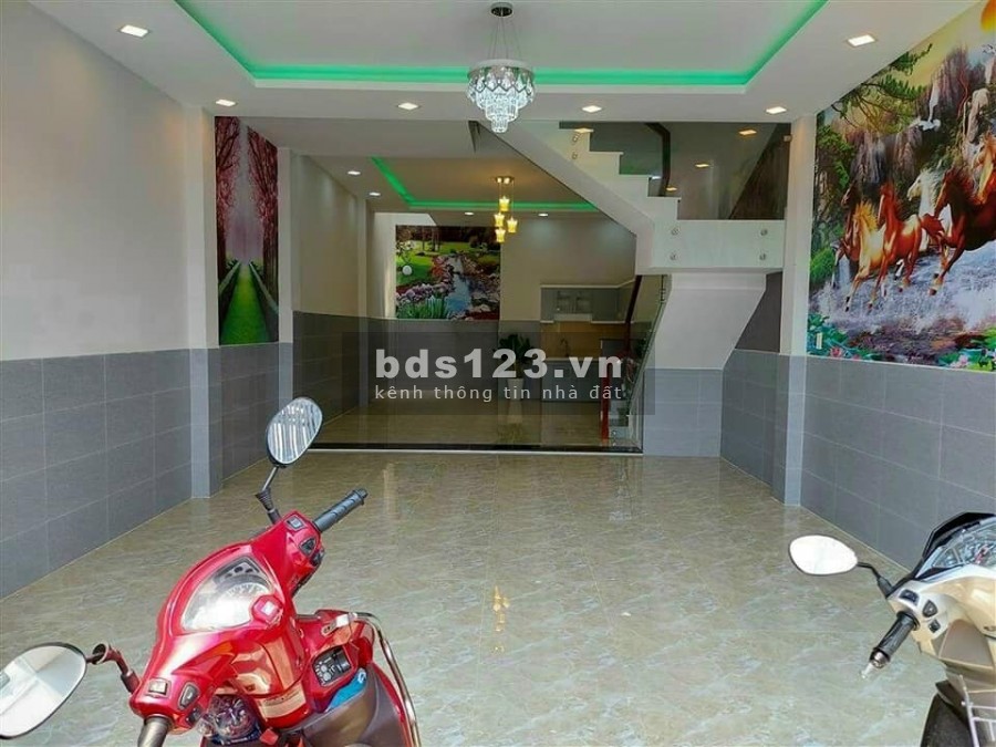 Cần bán gấp nhà 3 tầng Nguyễn Thượng Hiền phường 1 Quận Gò Vấp, sổ sẵn