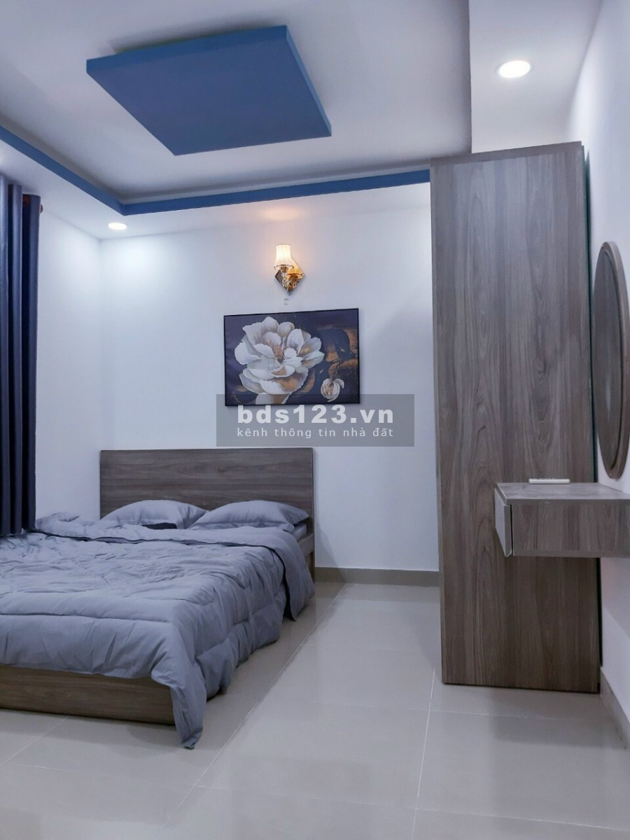 Cần bán gấp nhà 3 tầng Nguyễn Thượng Hiền phường 1 Quận Gò Vấp, sổ sẵn