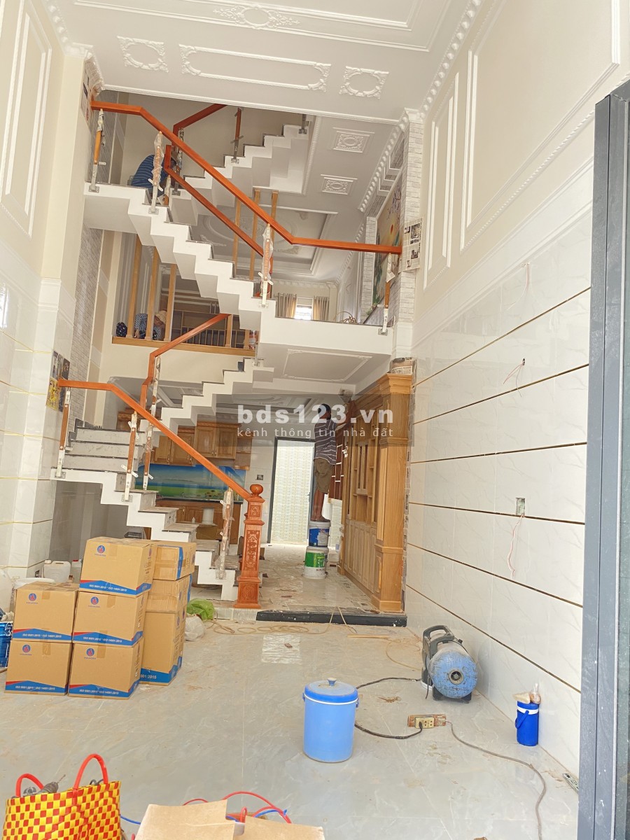 Biệt thự VIP Lê Trọng Tấn 4 tấm, 6 PN, 6 WC, giá bán chỉ 6.5 tỷ, lh 0901451136