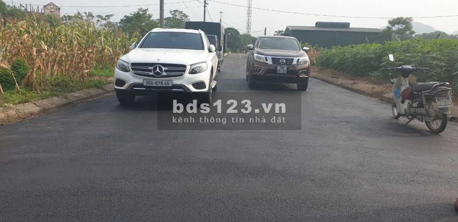 Chào bán 4 lô đất độc quyền tại vị trí đẹp nhất khu tái định cư Đồng Doi Yên Bài Ba Vì