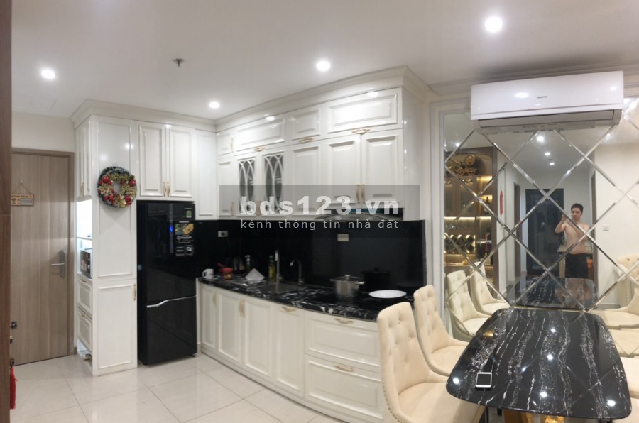 Cho thuê căn hộ 2 phòng ngủ, 1 WC FULL đồ đẹp 11tr/ th tại Vinhomes Smart City.