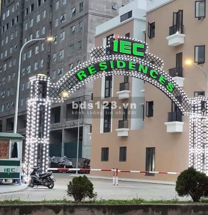 Chính chủ bán căn kiot IEC Thanh Trì Diện tích 37.95ms View bể bơi và khu vui chơi LH 0979944009
