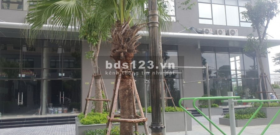 Chính chủ bán căn kiot IEC Thanh Trì Diện tích 37.95ms View bể bơi và khu vui chơi LH 0979944009