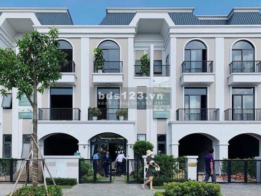 Mua Nhà phố ngay khu công nghiệp giá chỉ 350 triệu, thanh toán linh hoạt