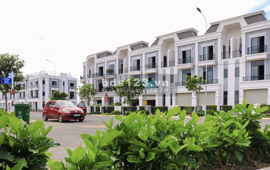 Mua Nhà phố ngay khu công nghiệp giá chỉ 350 triệu, thanh toán linh hoạt