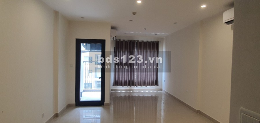 Còn duy nhất 1 căn Studio nội thất cơ bản cho thuê giá mềm. Lh: 0393425188.