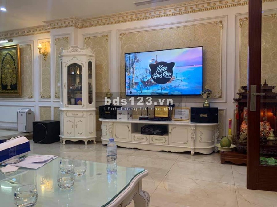 Bán nhà khu đô thị Dương Nội, diện tích 83m2, mt 5m, giá 11.5 tỷ, lh 0986923663