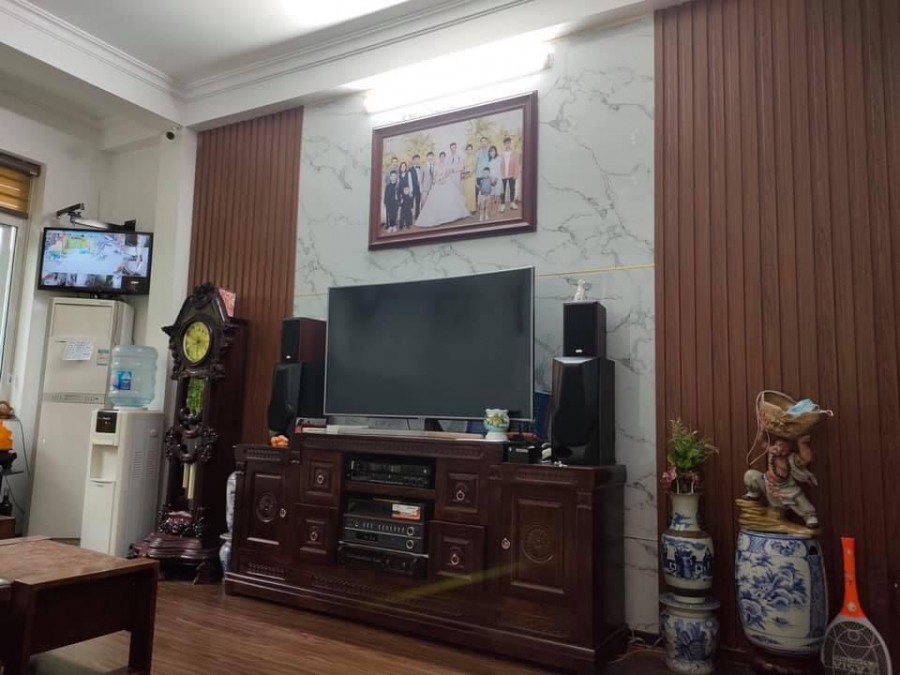 Giá Covid dt 50m2, 9 tầng, thang máy Phạm Tuấn Tài, phân lô, KD sầm uất ô tô 7 tránh nhau chạy vòng quanh