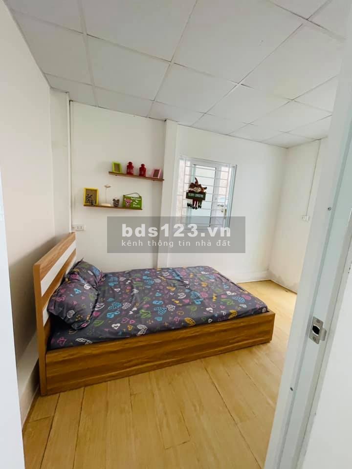 Bán gấp nhà phố Bạch Mai 5 tầng dt 45m2, mt 4,8m ví trí trung tâm Hai Bà Trưng