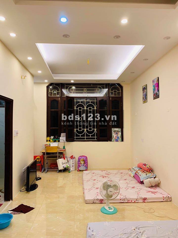 Dịch dã bán gấp nhà Bạch Mai diện tích 35m2, 4 tầng, giá chỉ 1.8 tỷ