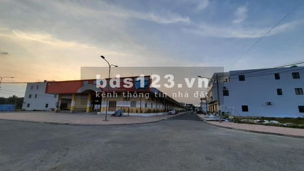 Chạy nợ cần ra đi lô đất nằm cổng trước trường mầm non, thanh toán linh hoạt, ngân hàng hổ trợ vay 70%