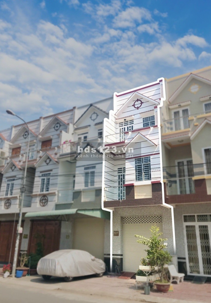Bán nhà 1 trệt 2 lầu thiết kế đẹp sau lưng đại học y dược Cần Thơ, giá bán 5.8 tỷ
