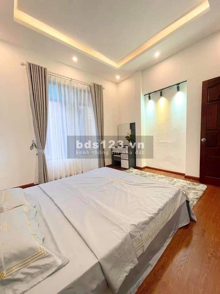Siêu hiếm nhà Khương Đình 56m2 x 5 tầng , giá nhỉnh 4 tỷ. Liên hệ: 0368781929