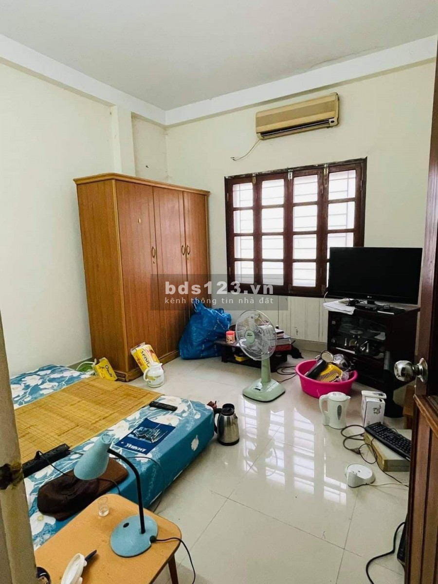 Nhà phân lô, ngõ ô tô, ngõ 39 Hào Nam, diện tích 41m2 5 tầng giá 7.5 tỷ liên hệ 0392969999