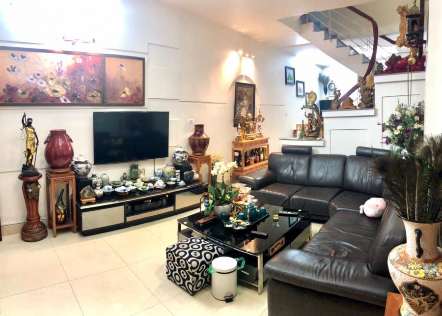Bán nhà phố Xã Đàn, Kim Hoa, quận Đống Đa. dt 60m* 4 tầng. giá 4,6 tỷ. 0977221369