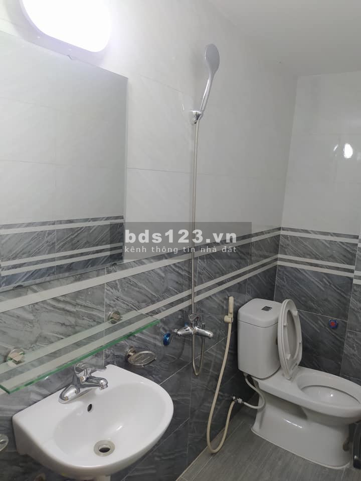 Nhà đẹp Gốc Đề, ngõ ba gác, thông tứ tung, gần ô tô diện tích 40m2 nhỉnh 3 tỷ